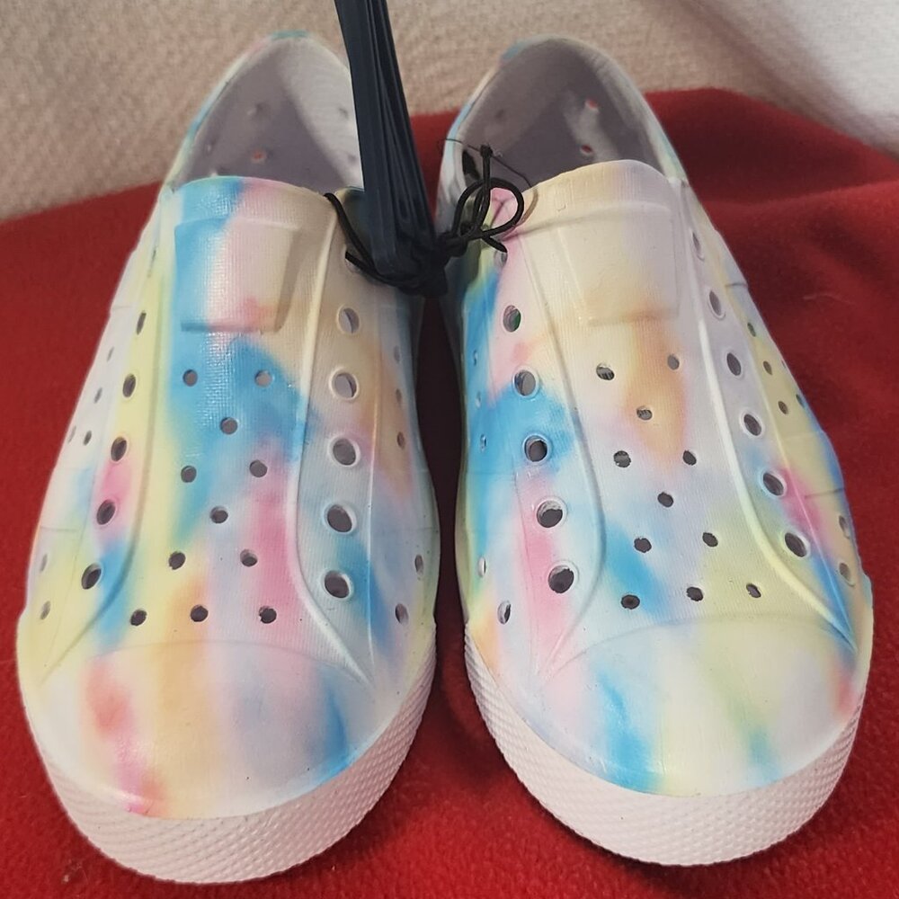 DSG Youth Blue Pink Yellow White Sole EVA Slip On Water Casual Shoes Size 11K